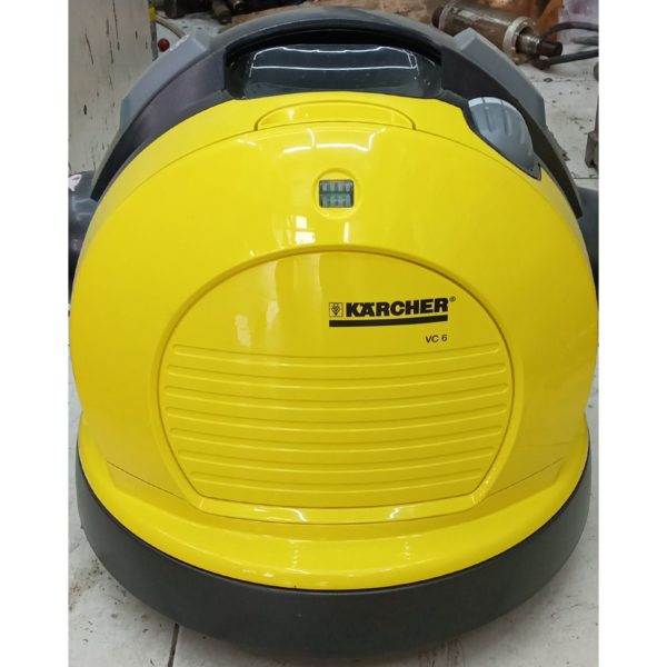 Пылесос Karcher мощностью 600 Вт