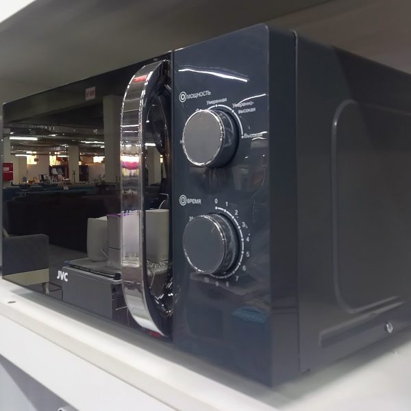 Микроволновка JVC мощностью 700 Вт