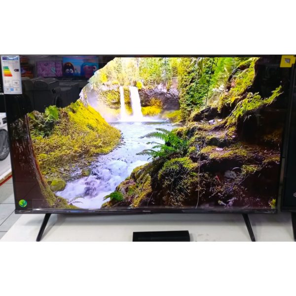 Телевизор Hisense 4K UHD 110 см