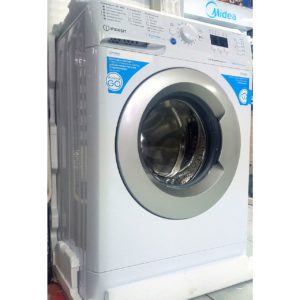 Стиральная машина Indesit 6 кг