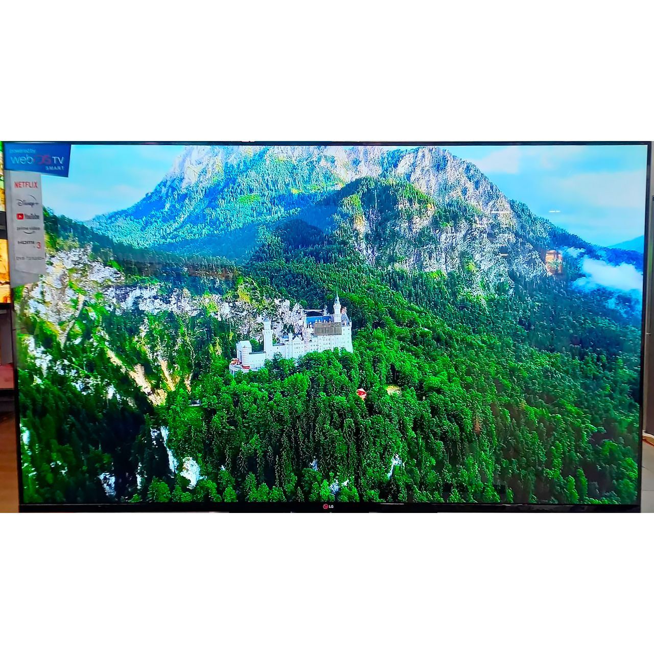 Телевизор LG 4K UHD 140 см