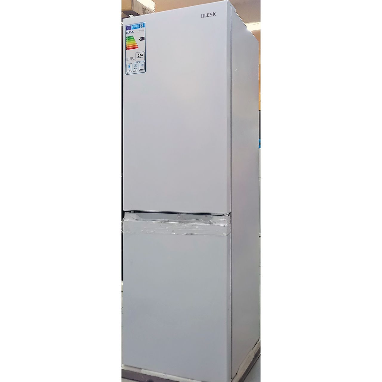 Холодильник двухкамерный Blesk 174 литра