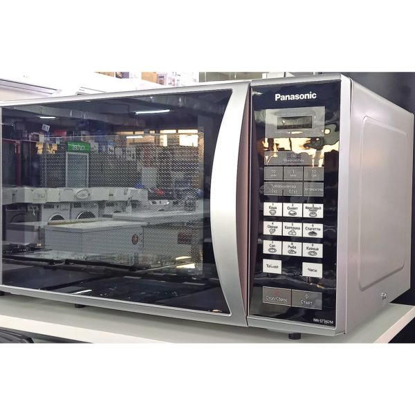 Микроволновка Panasonic мощностью 800 Вт