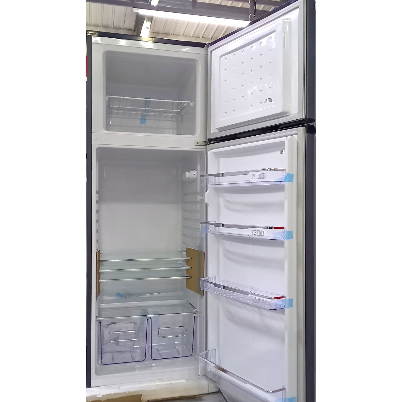 Холодильник двухкамерный Artel 242 литра