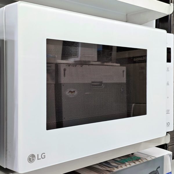 Микроволновка LG мощностью 1150 Вт